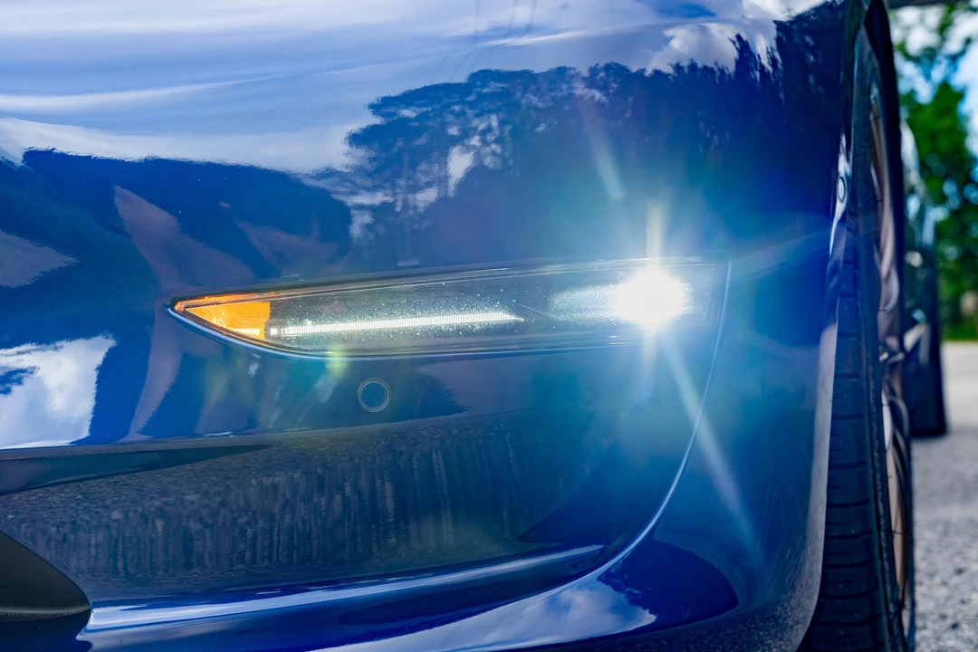 2021 Tesla Model 3 Performance - Image 21 of 31