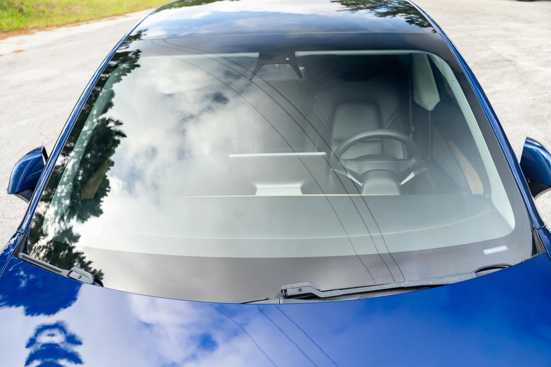 2021 Tesla Model 3 Performance - Image 20 of 31
