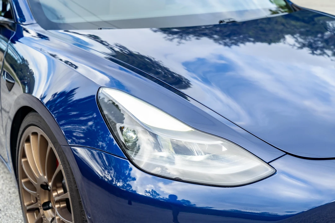 2021 Tesla Model 3 Performance - Image 15 of 31
