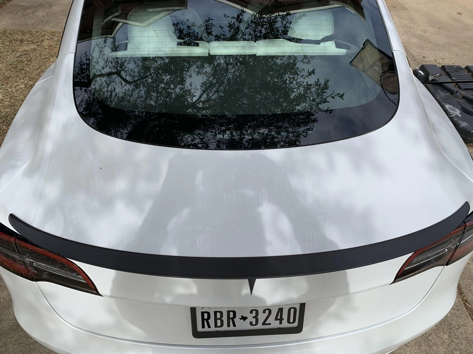 2021 Tesla Model 3 Performance - Image 25 of 31