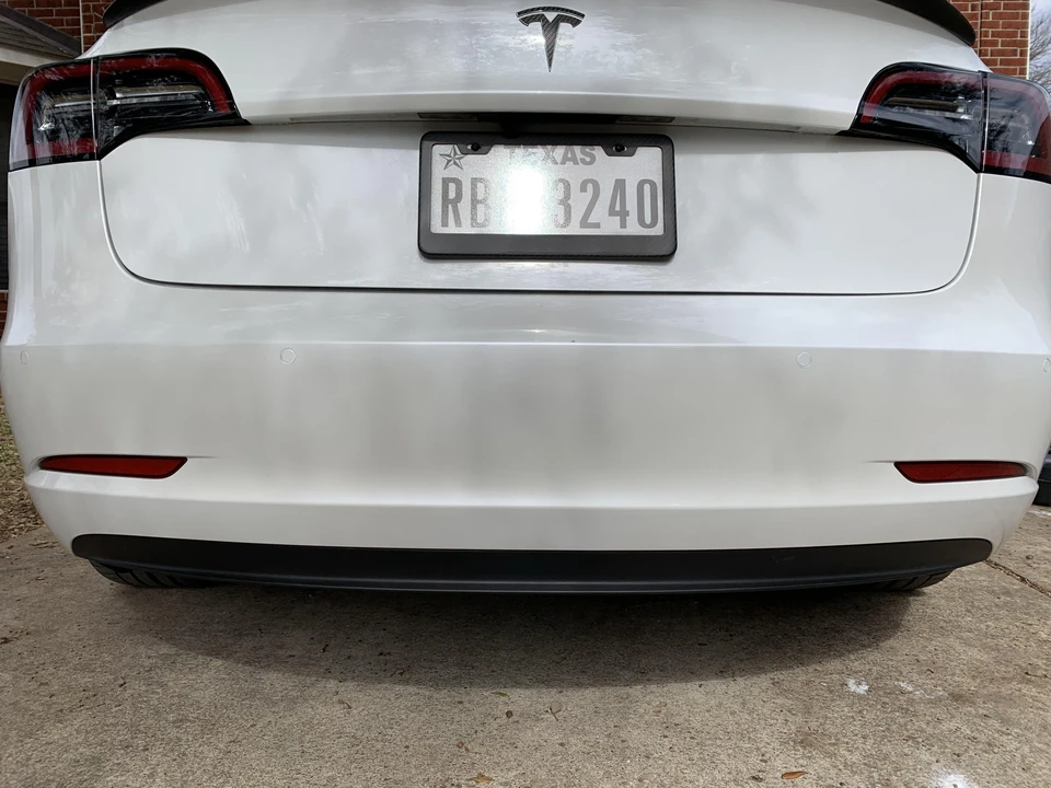 2021 Tesla Model 3 Performance - Image 27 of 31