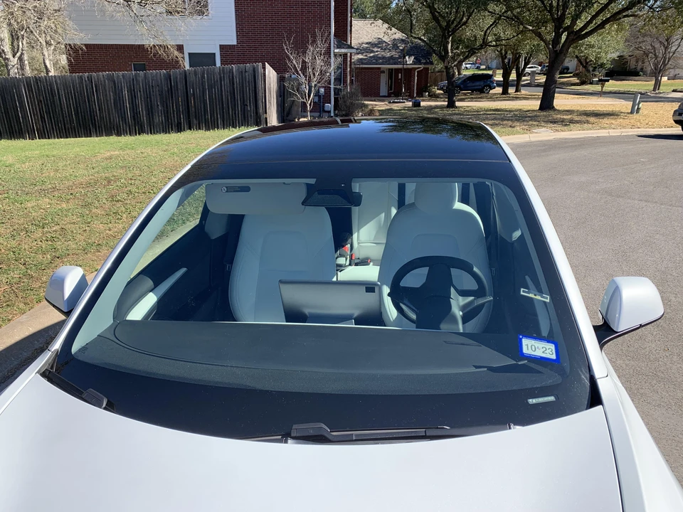 2021 Tesla Model 3 Performance - Image 22 of 31