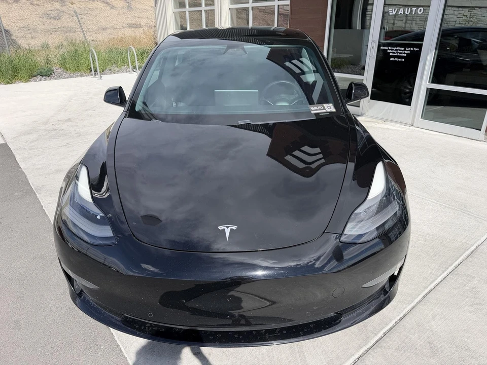 2021 Tesla Model 3 Performance - Image 3 of 21