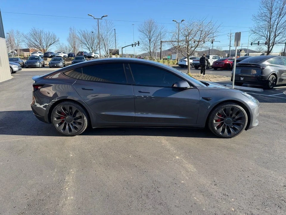2021 Tesla Model 3 Performance - Image 3 of 15