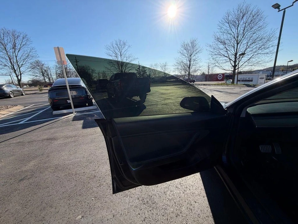 2021 Tesla Model 3 Performance - Image 6 of 15
