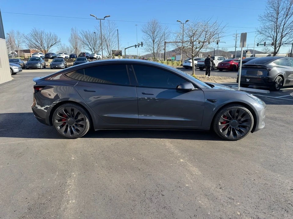 2021 Tesla Model 3 Performance - Image 3 of 15