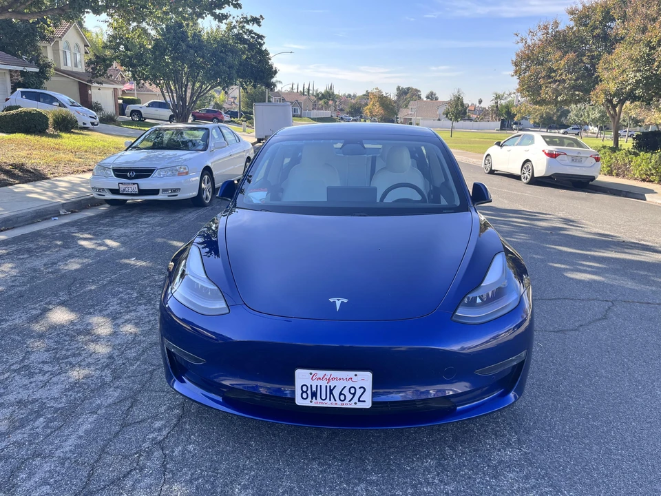 2021 Tesla Model 3 Performance - Image 6 of 31