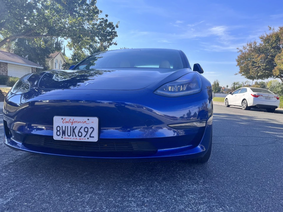 2021 Tesla Model 3 Performance - Image 9 of 31