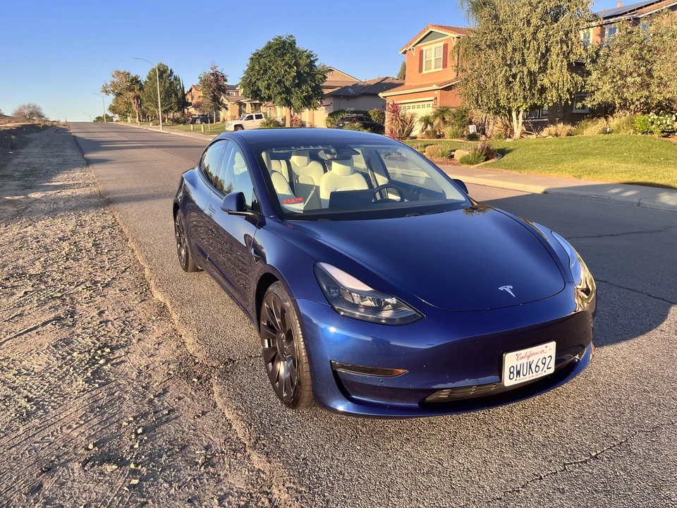 2021 Tesla Model 3 Performance - Image 30 of 31
