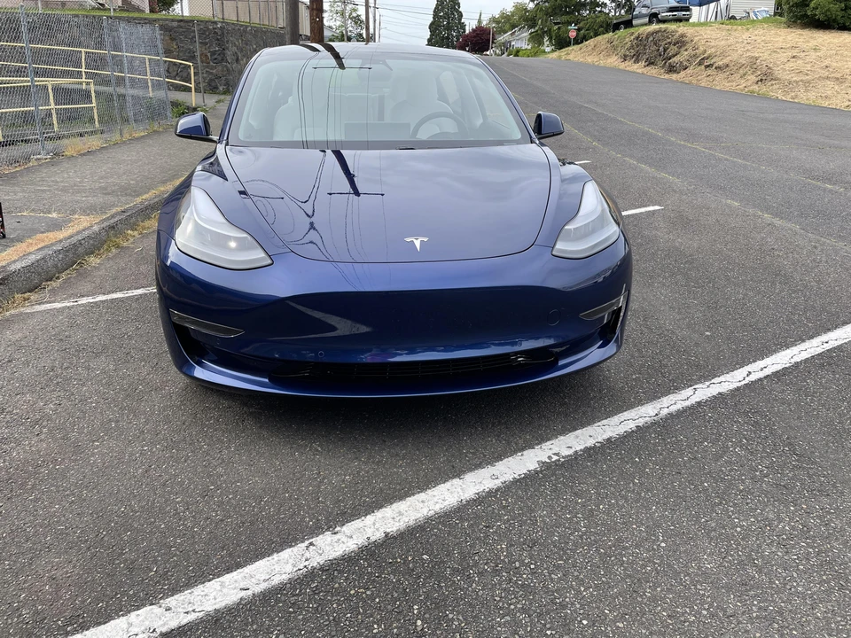 2021 Tesla Model 3 Performance - Image 7 of 31