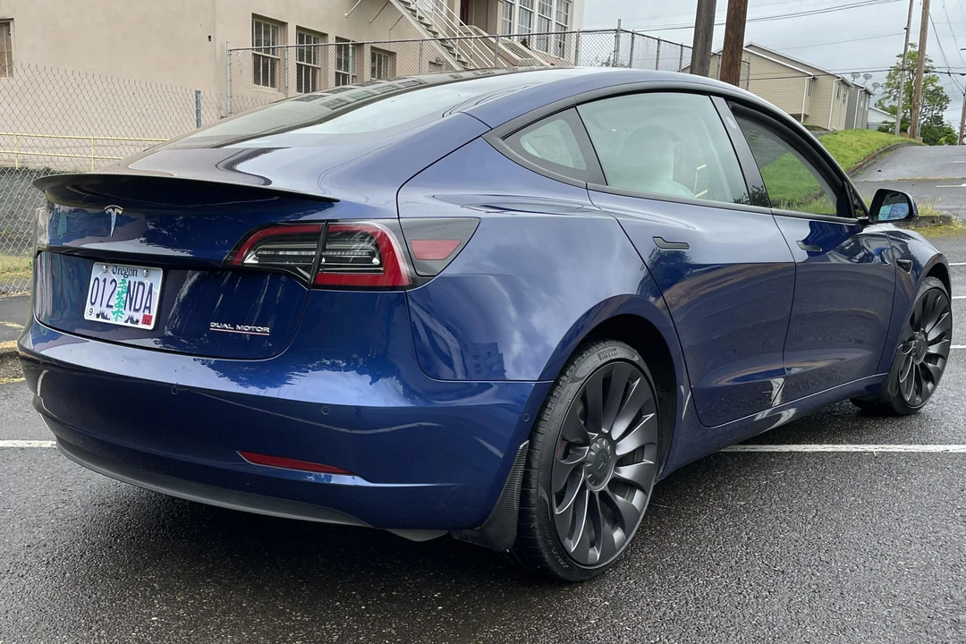 2021 Tesla Model 3 Performance - Image 4 of 31
