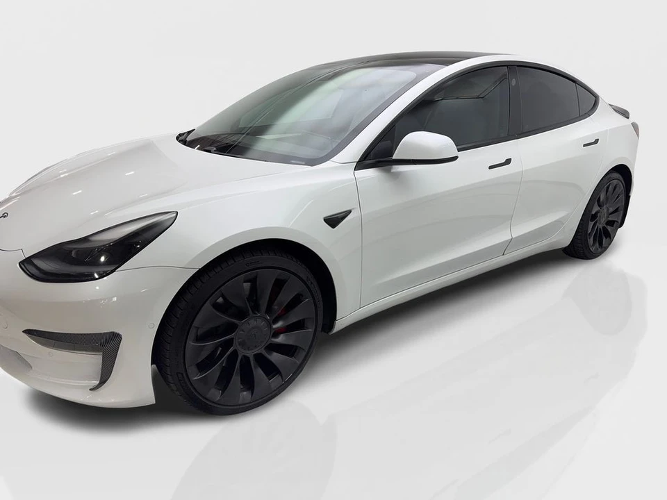 2021 Tesla Model 3 Performance - Image 11 of 12