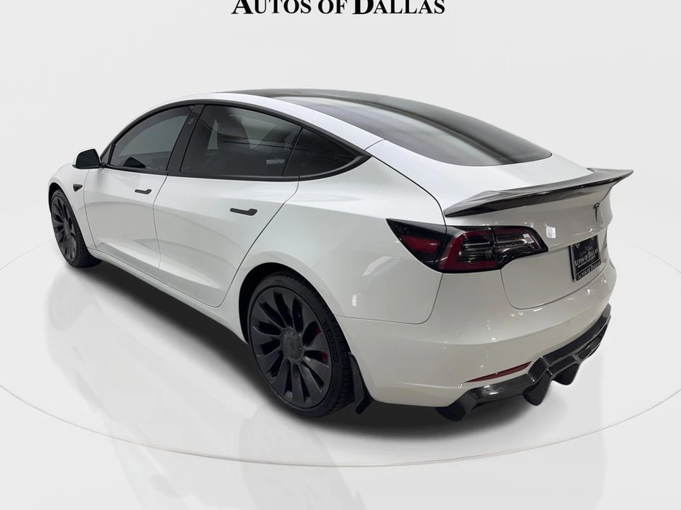 2021 Tesla Model 3 Performance - Image 9 of 12