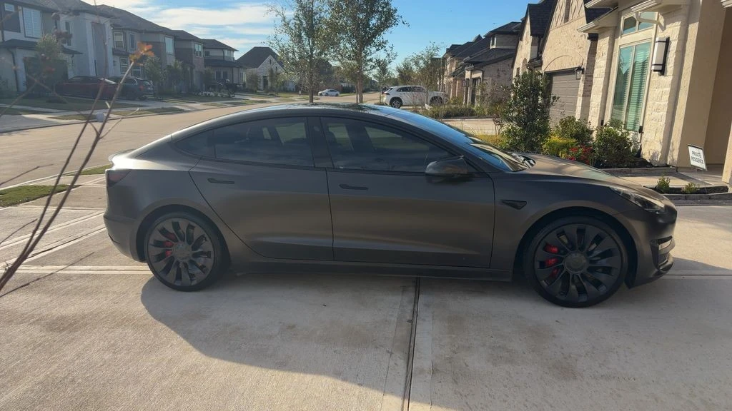 2021 Tesla Model 3 Performance - Image 3 of 6