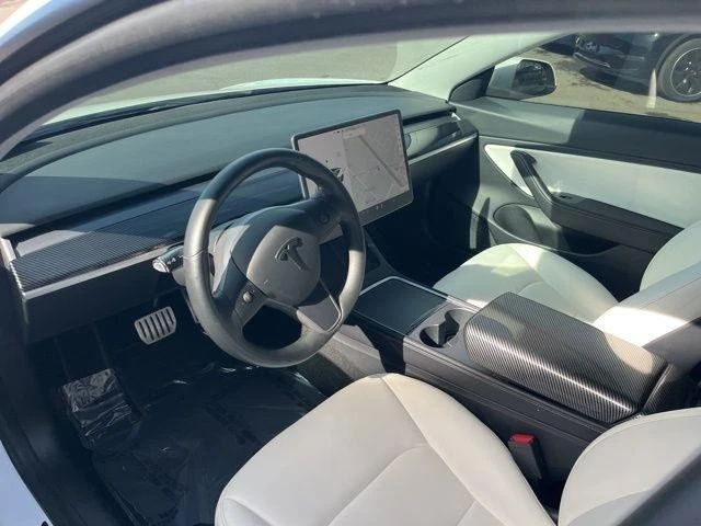 2021 Tesla Model 3 Performance - Image 10 of 21