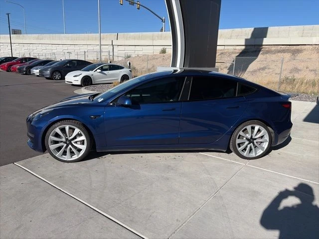 2021 Tesla Model 3 Performance - Image 5 of 21