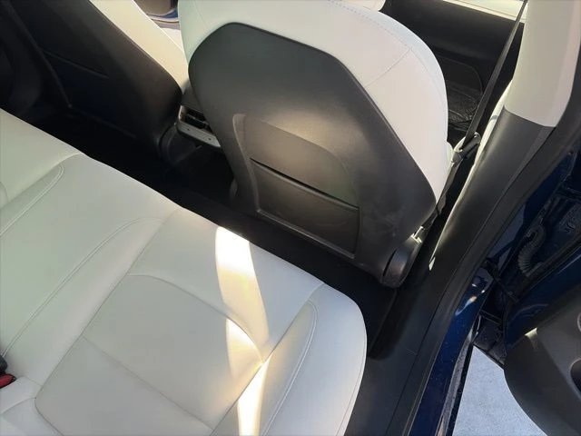 2021 Tesla Model 3 Performance - Image 19 of 21