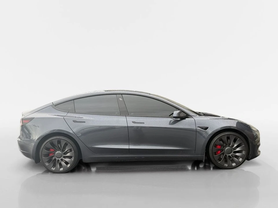 2021 Tesla Model 3 Performance - Image 9 of 21