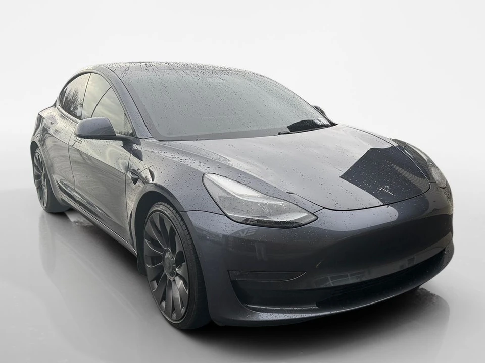2021 Tesla Model 3 Performance - Image 2 of 21