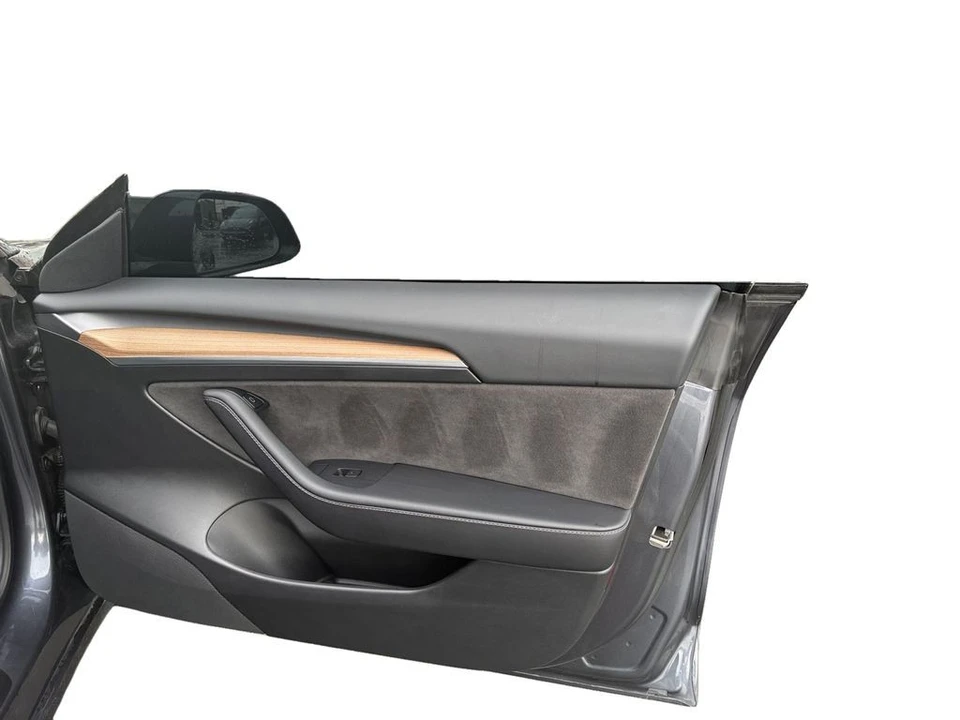 2021 Tesla Model 3 Performance - Image 21 of 21