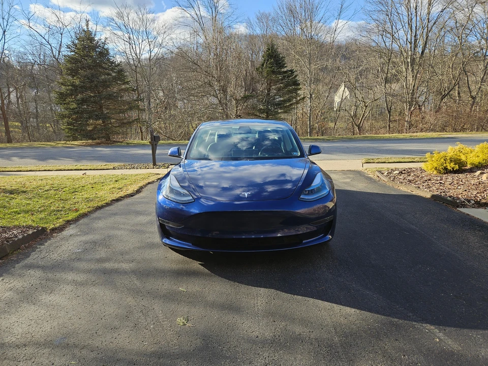 2021 Tesla Model 3 Performance - Image 6 of 31