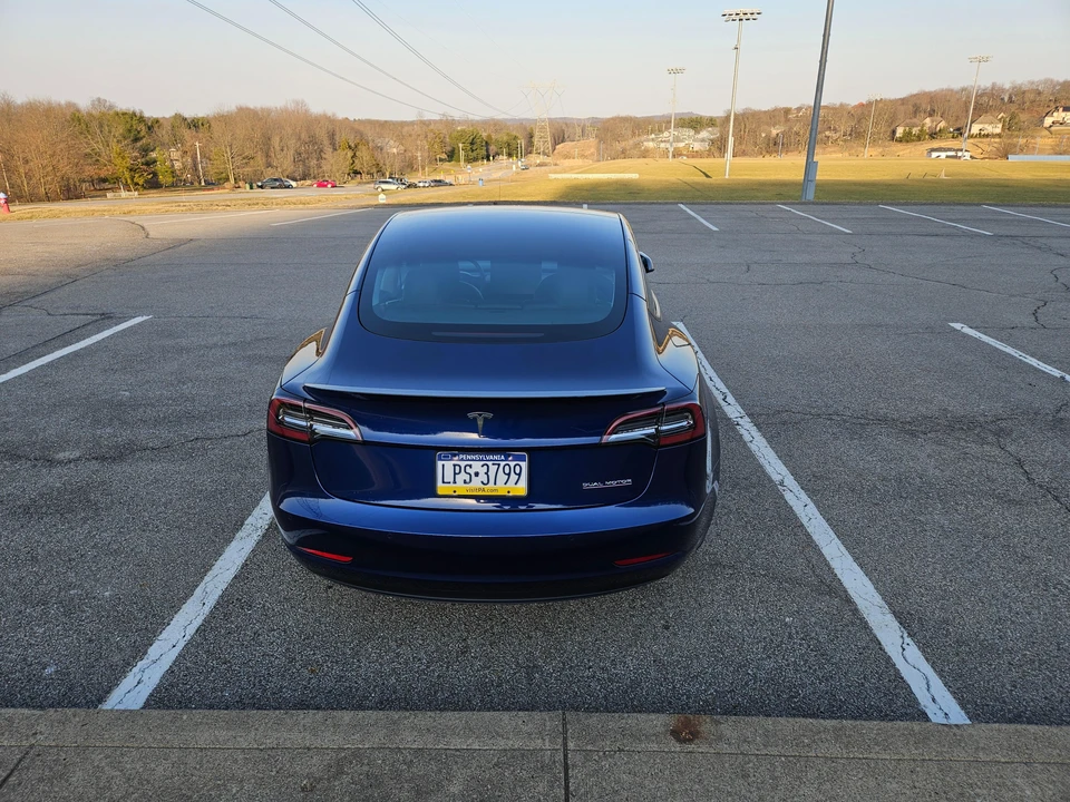 2021 Tesla Model 3 Performance - Image 22 of 31
