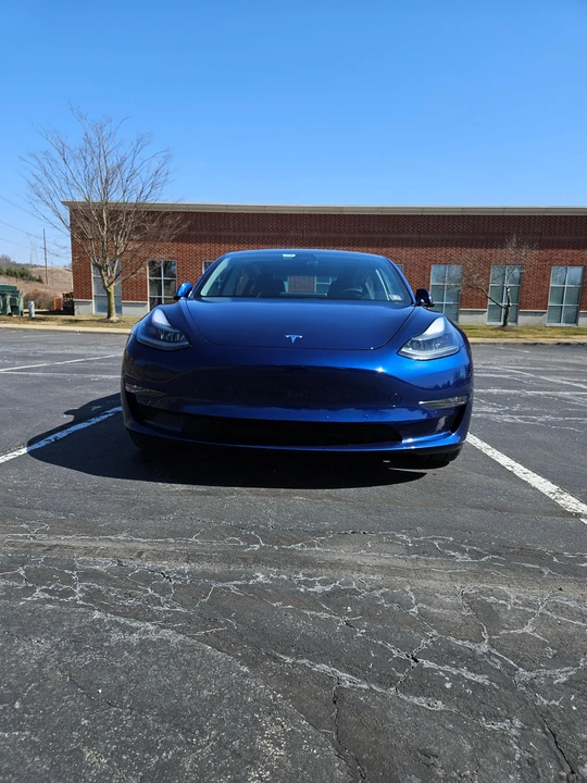2021 Tesla Model 3 Performance - Image 8 of 31
