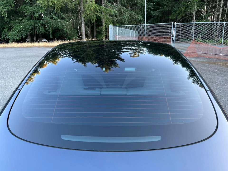 2021 Tesla Model 3 Performance - Image 26 of 31