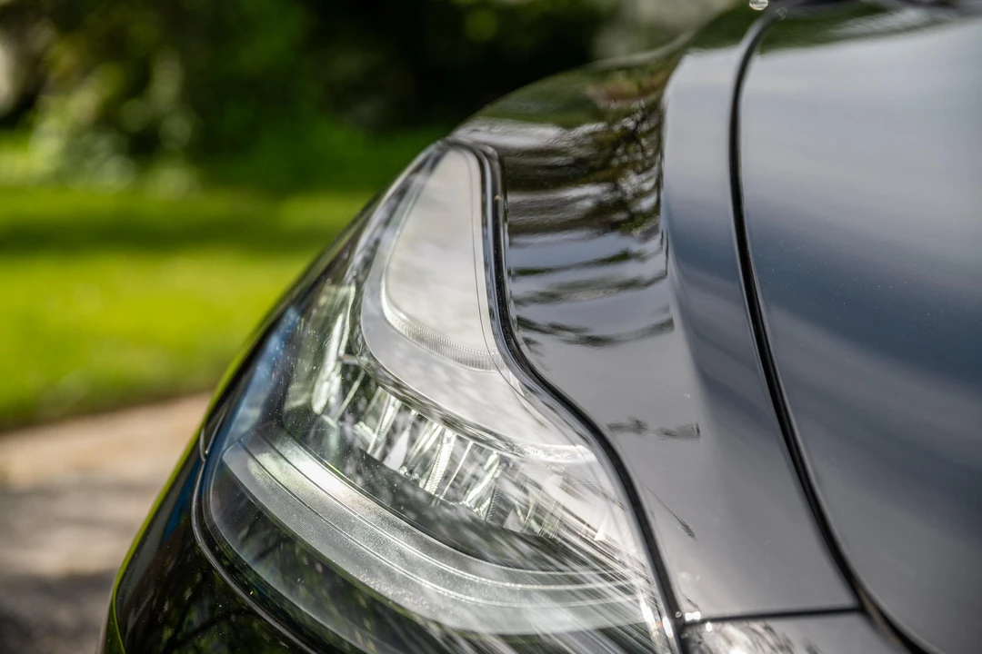 2021 Tesla Model 3 Performance - Image 20 of 31