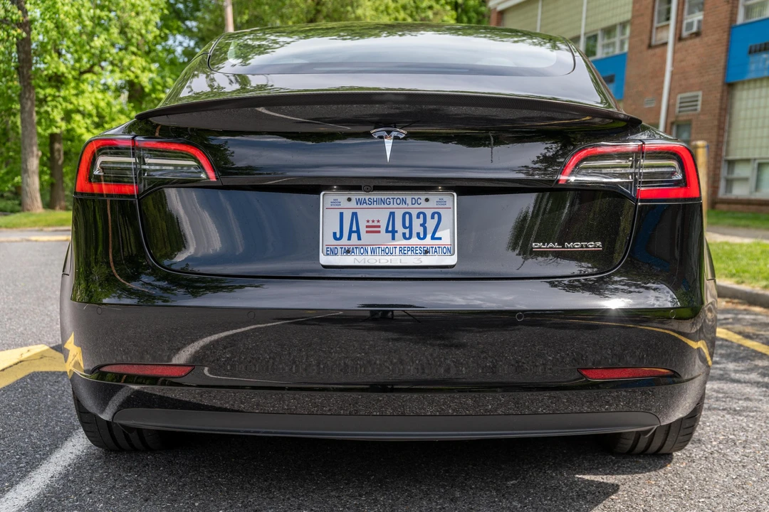 2021 Tesla Model 3 Performance - Image 6 of 31