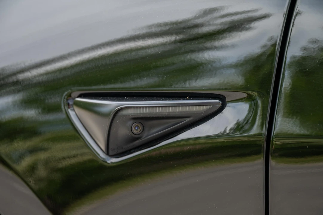 2021 Tesla Model 3 Performance - Image 26 of 31