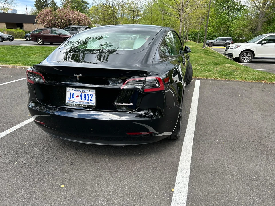 2021 Tesla Model 3 Performance - Image 12 of 31