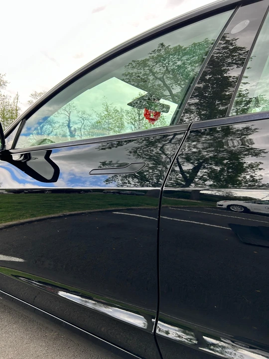 2021 Tesla Model 3 Performance - Image 28 of 31
