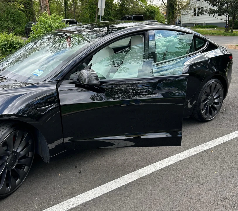 2021 Tesla Model 3 Performance - Image 27 of 31