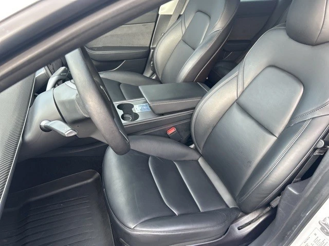 2021 Tesla Model 3 Performance - Image 13 of 21