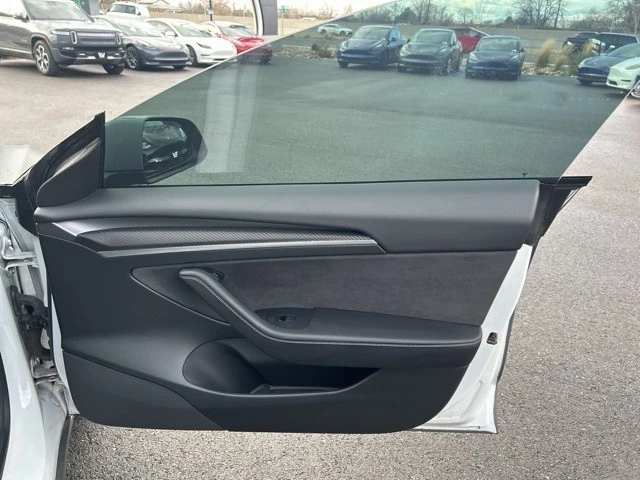 2021 Tesla Model 3 Performance - Image 21 of 21
