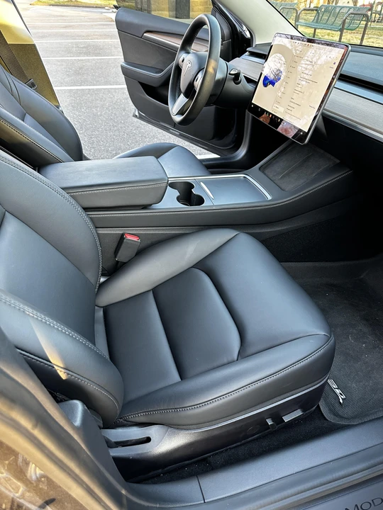 2021 Tesla Model 3 Performance - Image 30 of 31