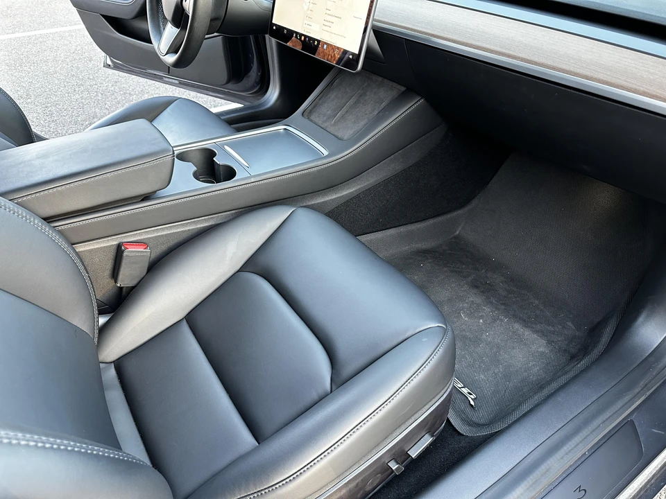 2021 Tesla Model 3 Performance - Image 31 of 31