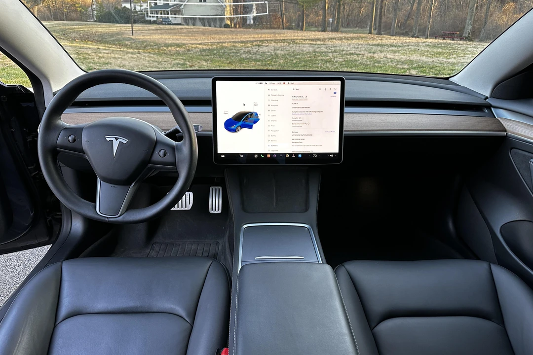 2021 Tesla Model 3 Performance - Image 24 of 31