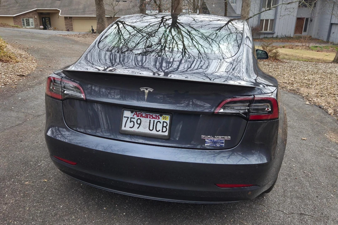 2021 Tesla Model 3 Performance - Image 5 of 31