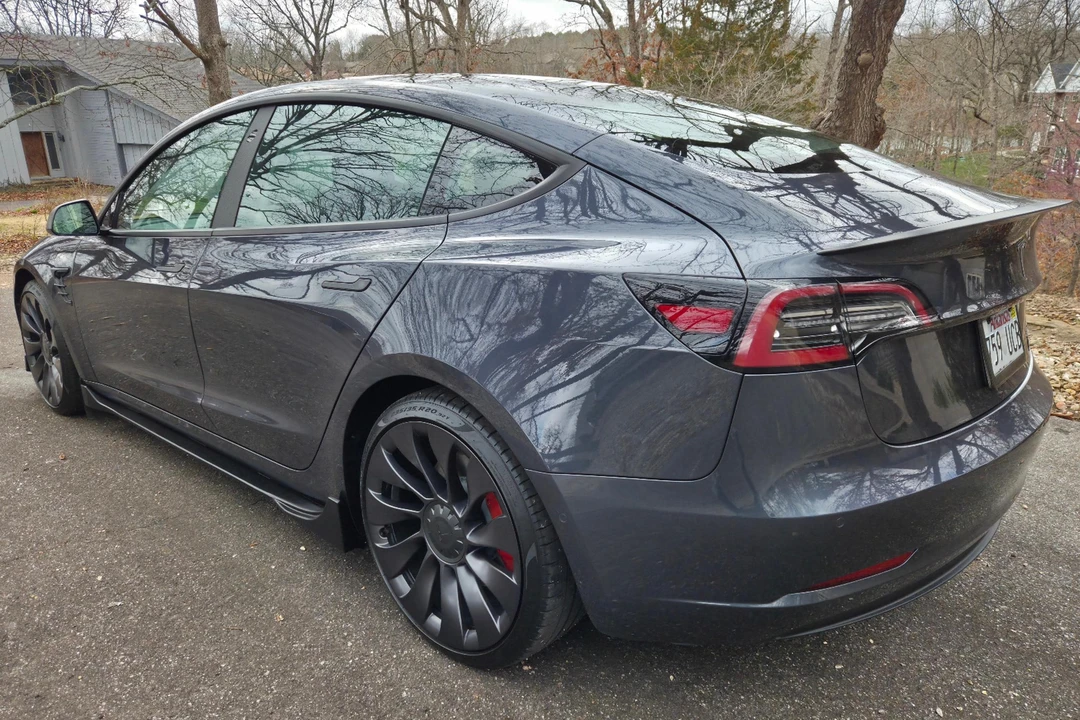 2021 Tesla Model 3 Performance - Image 4 of 31