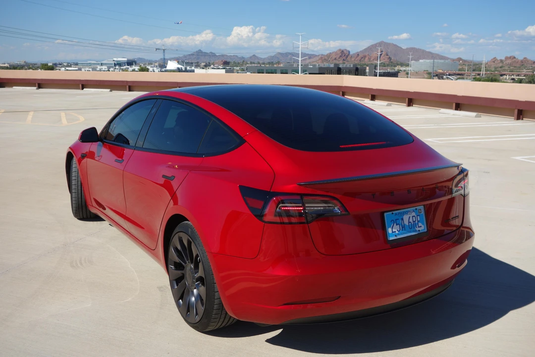 2021 Tesla Model 3 Performance - Image 22 of 31