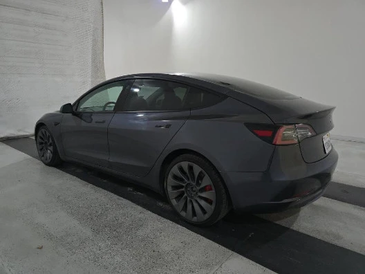 2021 Tesla Model 3 Performance - Image 4 of 6