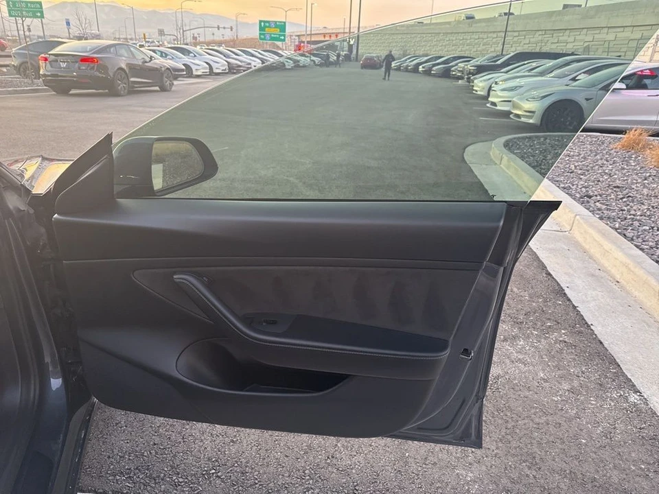2021 Tesla Model 3 Performance - Image 21 of 21