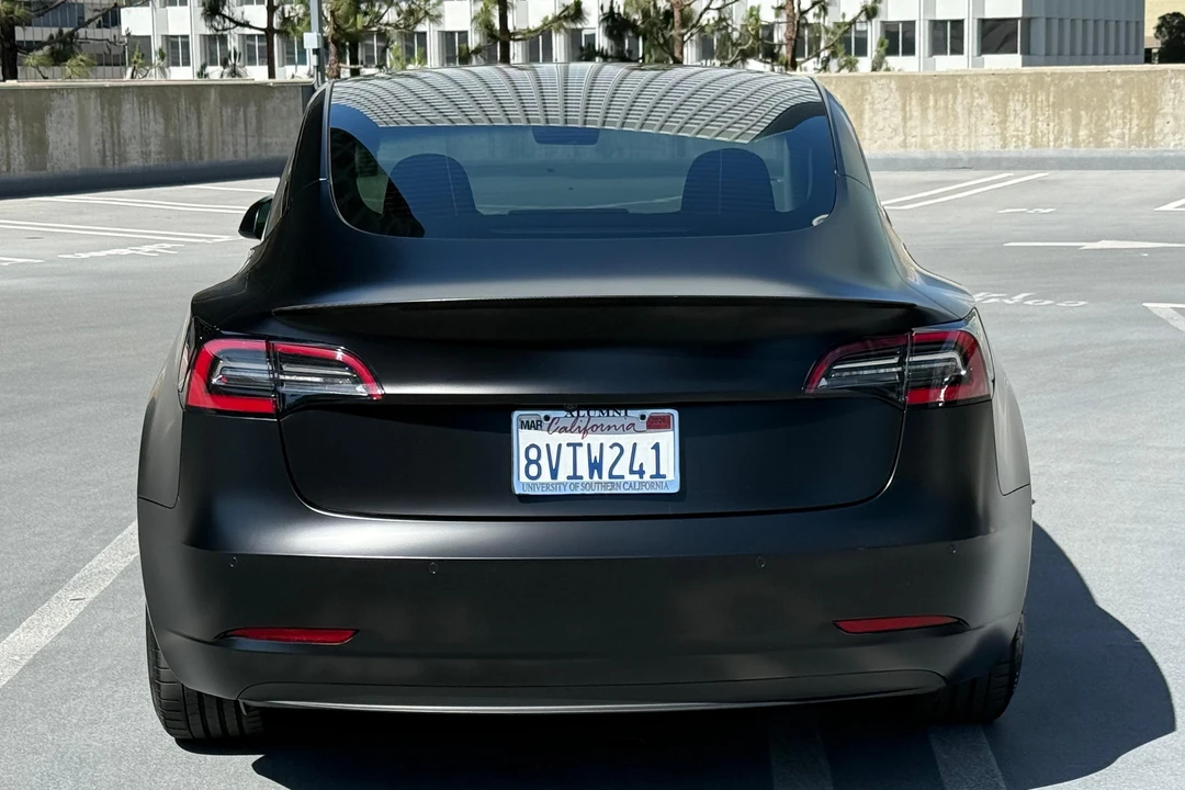 2021 Tesla Model 3 Performance - Image 5 of 31