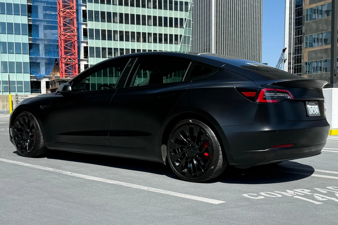 2021 Tesla Model 3 Performance - Image 4 of 31