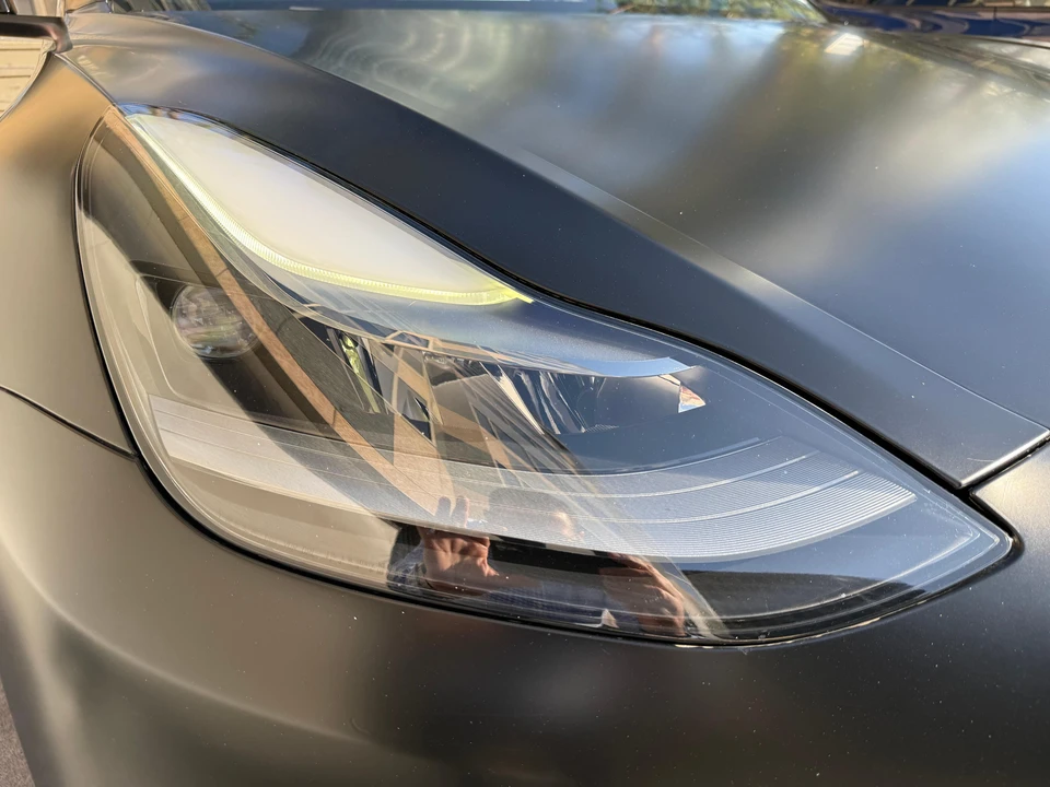 2021 Tesla Model 3 Performance - Image 17 of 31