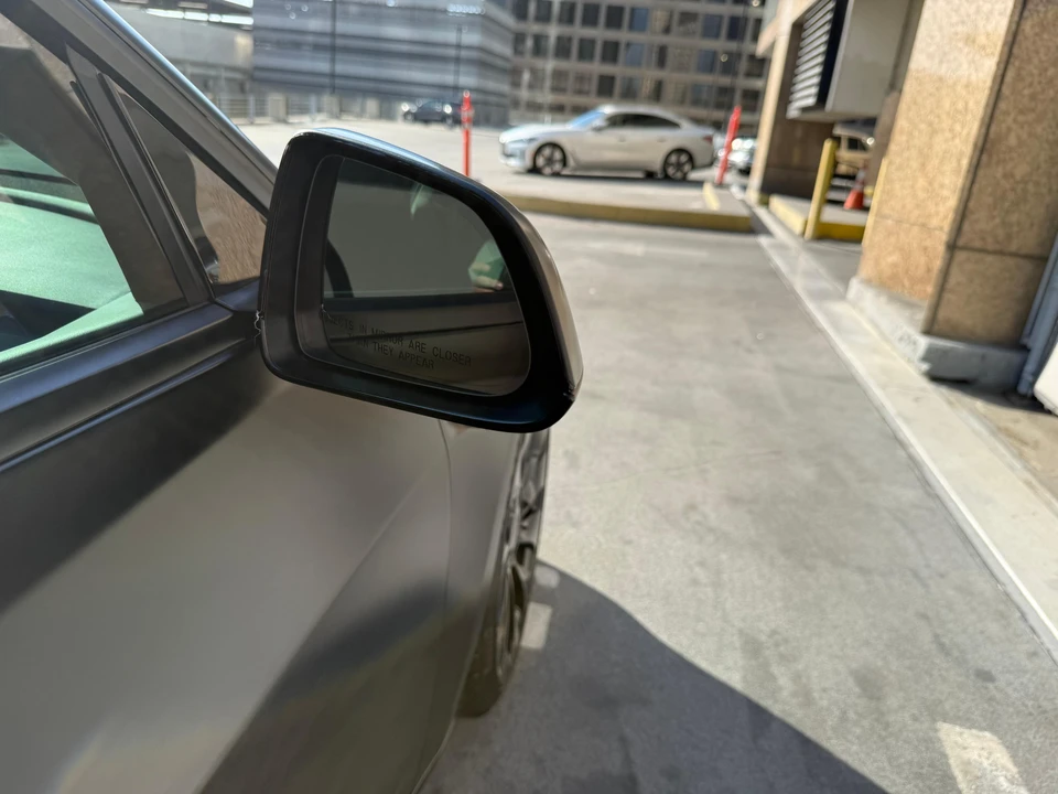 2021 Tesla Model 3 Performance - Image 27 of 31