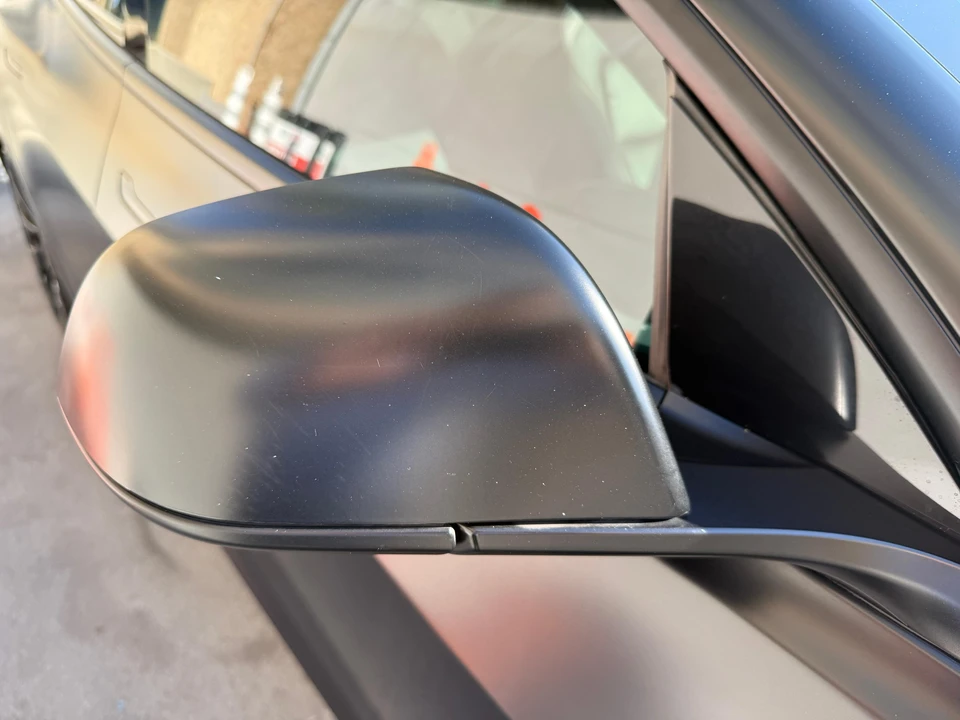 2021 Tesla Model 3 Performance - Image 28 of 31
