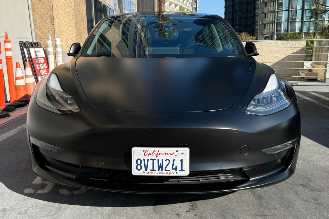 2021 Tesla Model 3 Performance - Image 7 of 31